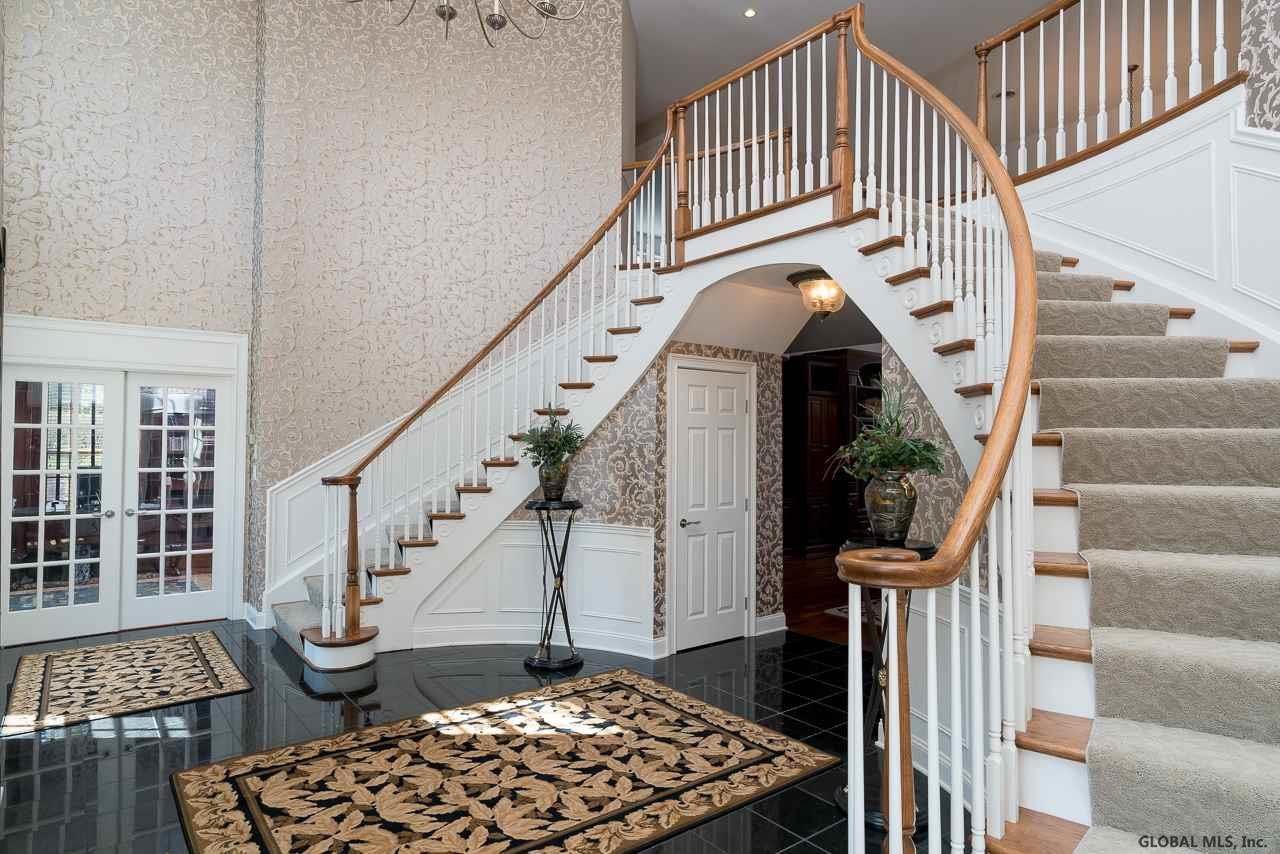 38 East Ridge Road Colonie, NY 12211 - Photo 4 of 30 Photo 4