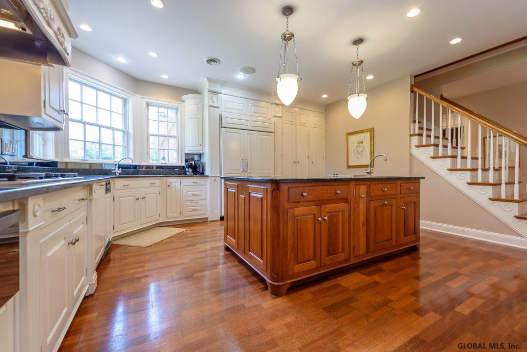 38 East Ridge Road Colonie, NY 12211 - Photo 7 of 30 Photo 7