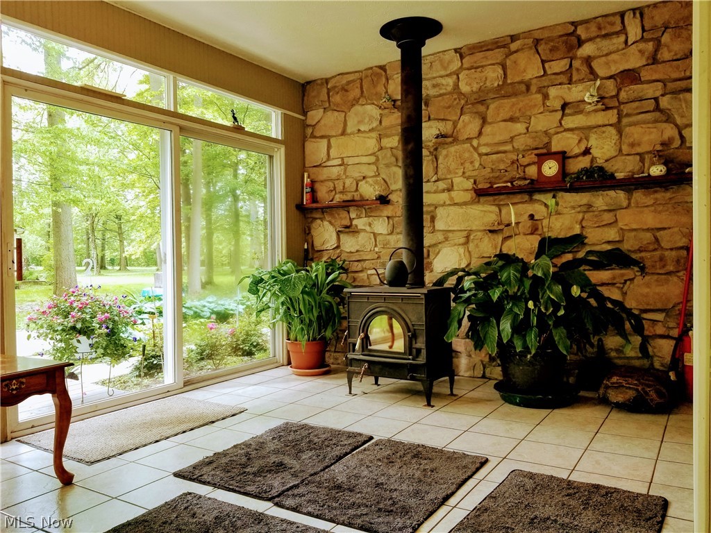 2465 Vermilion Road Vermilion, OH 44089 - Photo 3 of 10