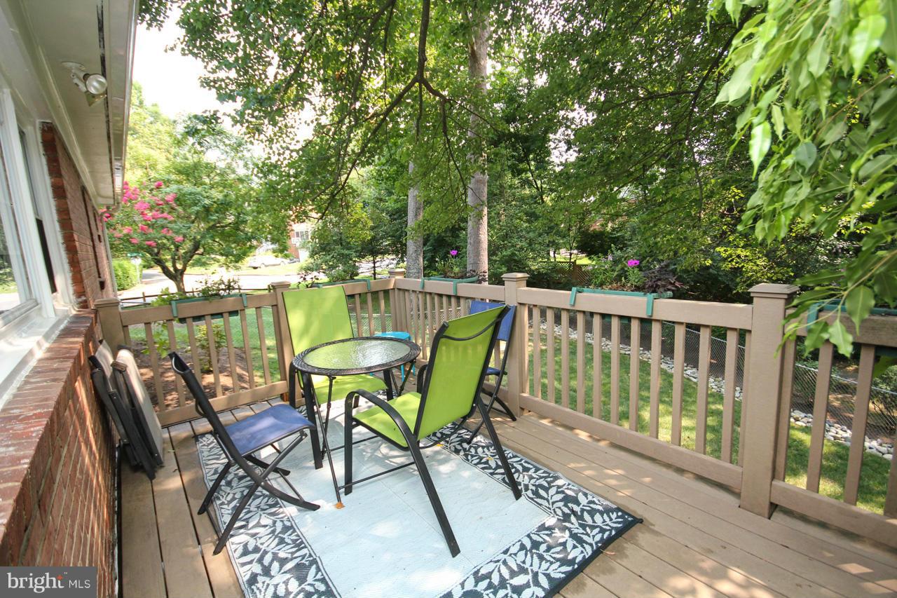 9450 St Andrews Way Silver Spring, MD 20901 - Photo 12 of 30 Exterior (General)