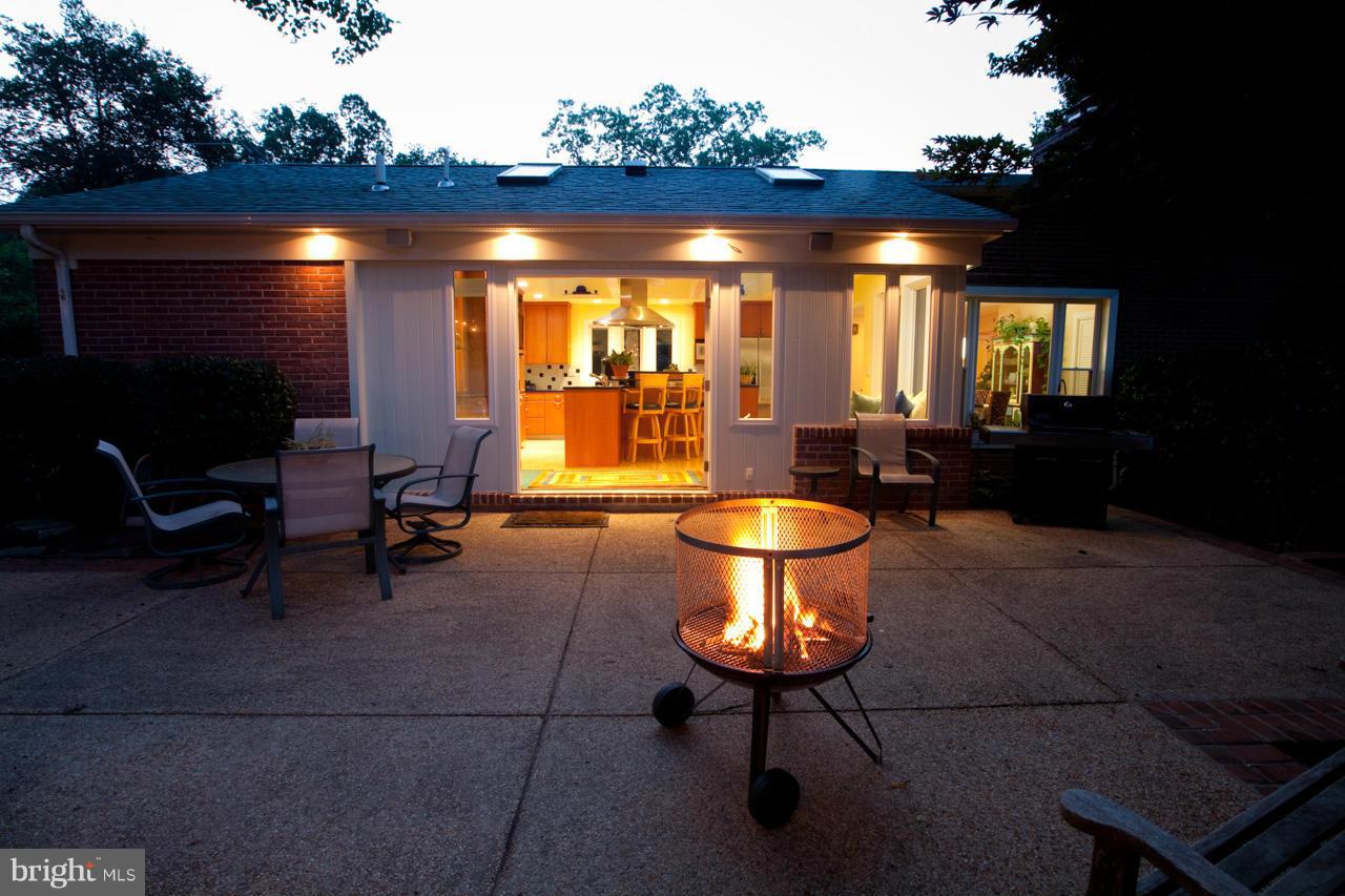 9450 St Andrews Way Silver Spring, MD 20901 - Photo 27 of 30 patio