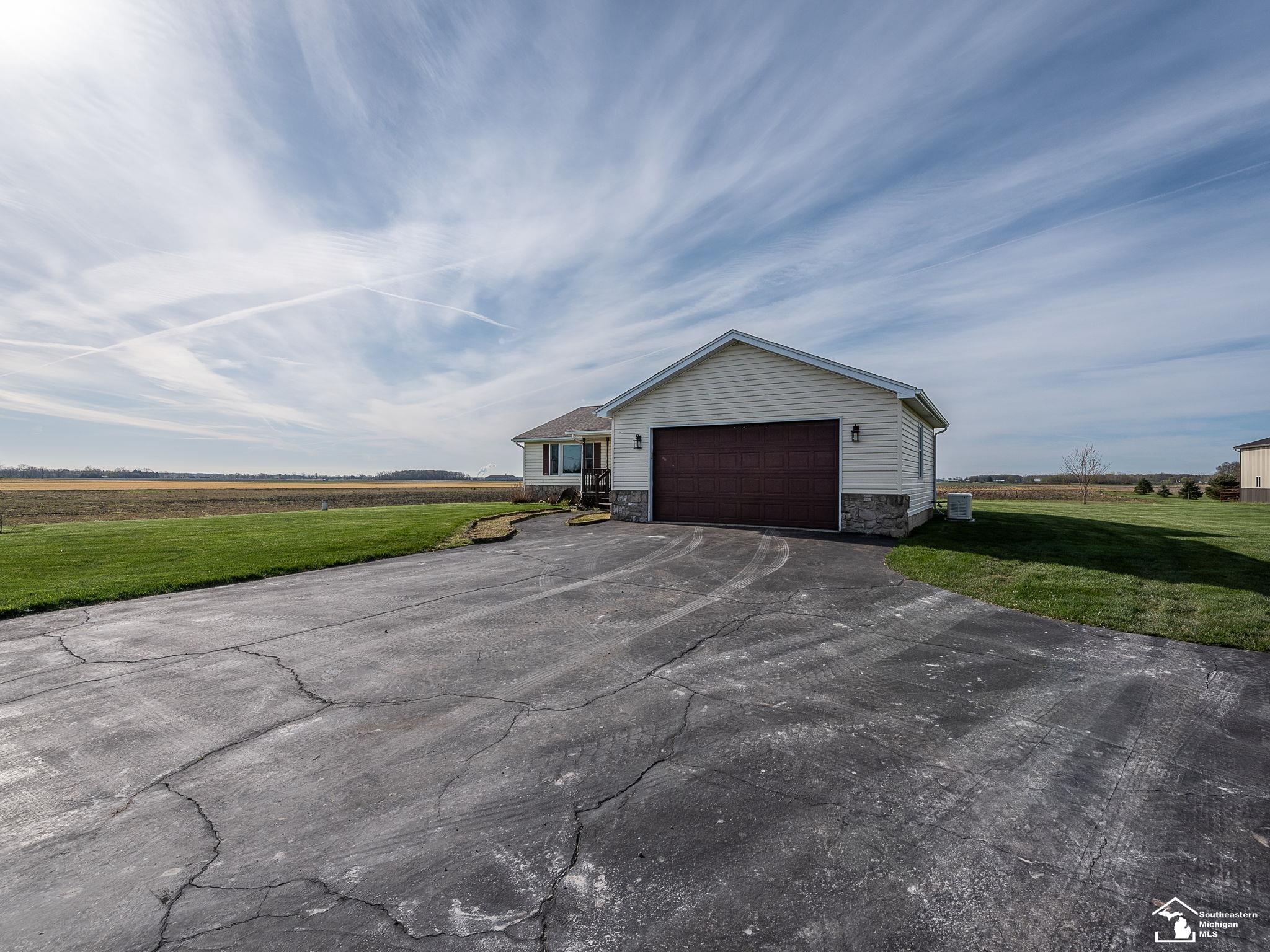 10225 Hoffman Road Maybee, MI 48159 - Photo 26 of 43