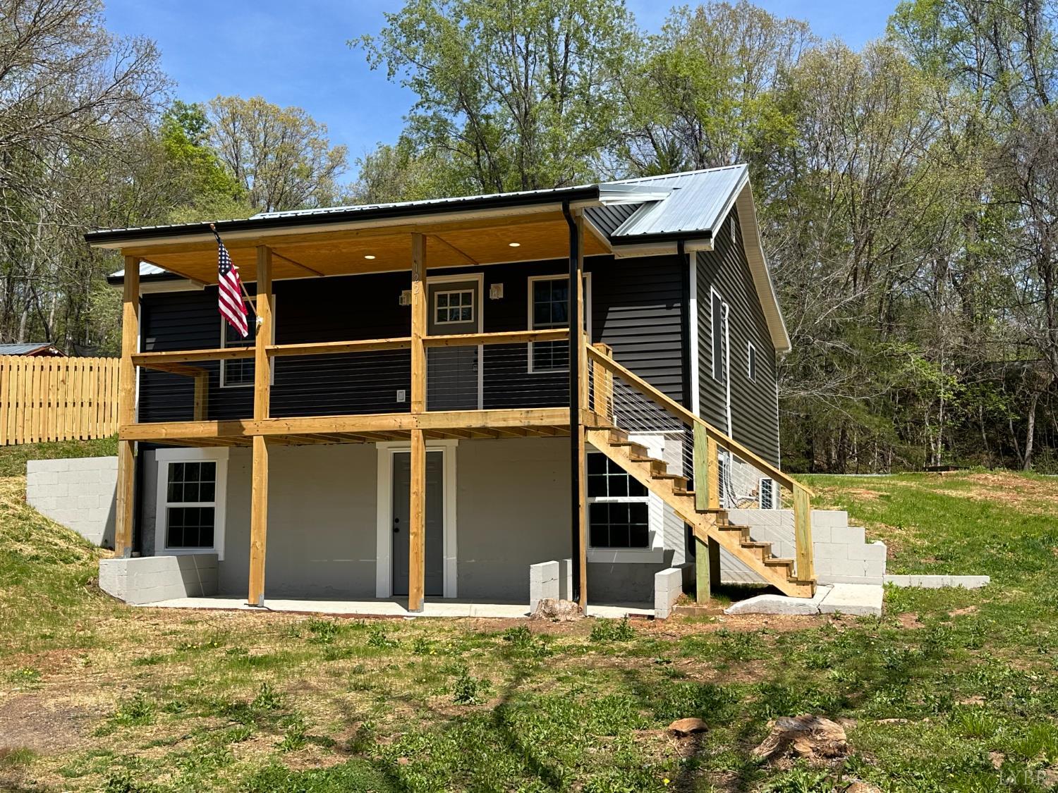 1221 Lynch Road Altavista, VA 24517 - Photo 13 of 14 Gallery Image 13
