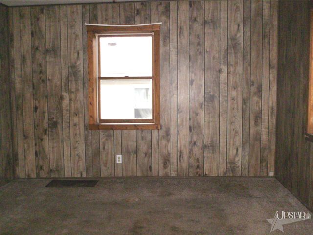 610 Line Street Decatur, IN 46733 - Photo 8 of 11