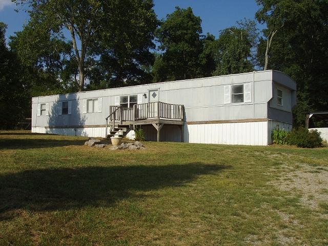 997 Hamilton Chambers Road Lebanon, TN 37087 - Photo 2 of 12 Close up of the 2 BR mobile home