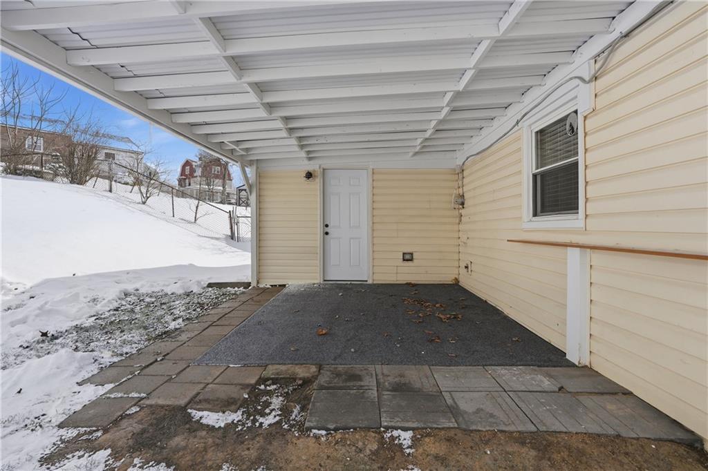 805 Colonial Avenue Monaca, PA 15061 - Photo 27 of 30 a view of small space