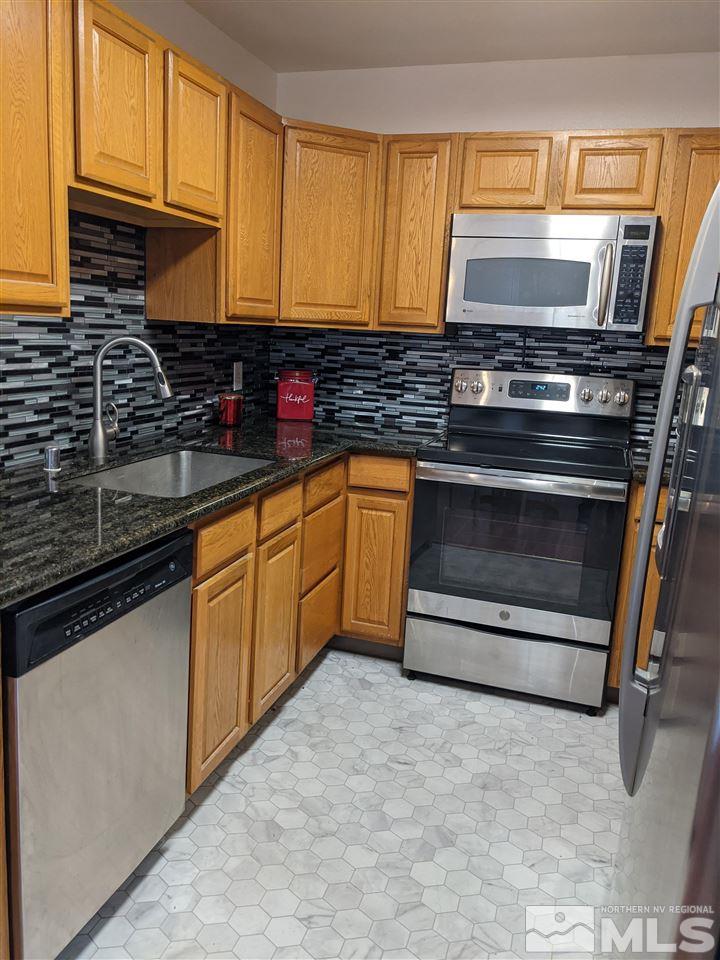 2530 Tripp Drive, Unit 4 Reno, NV 89512 - Photo 2 of 14 Photo 3