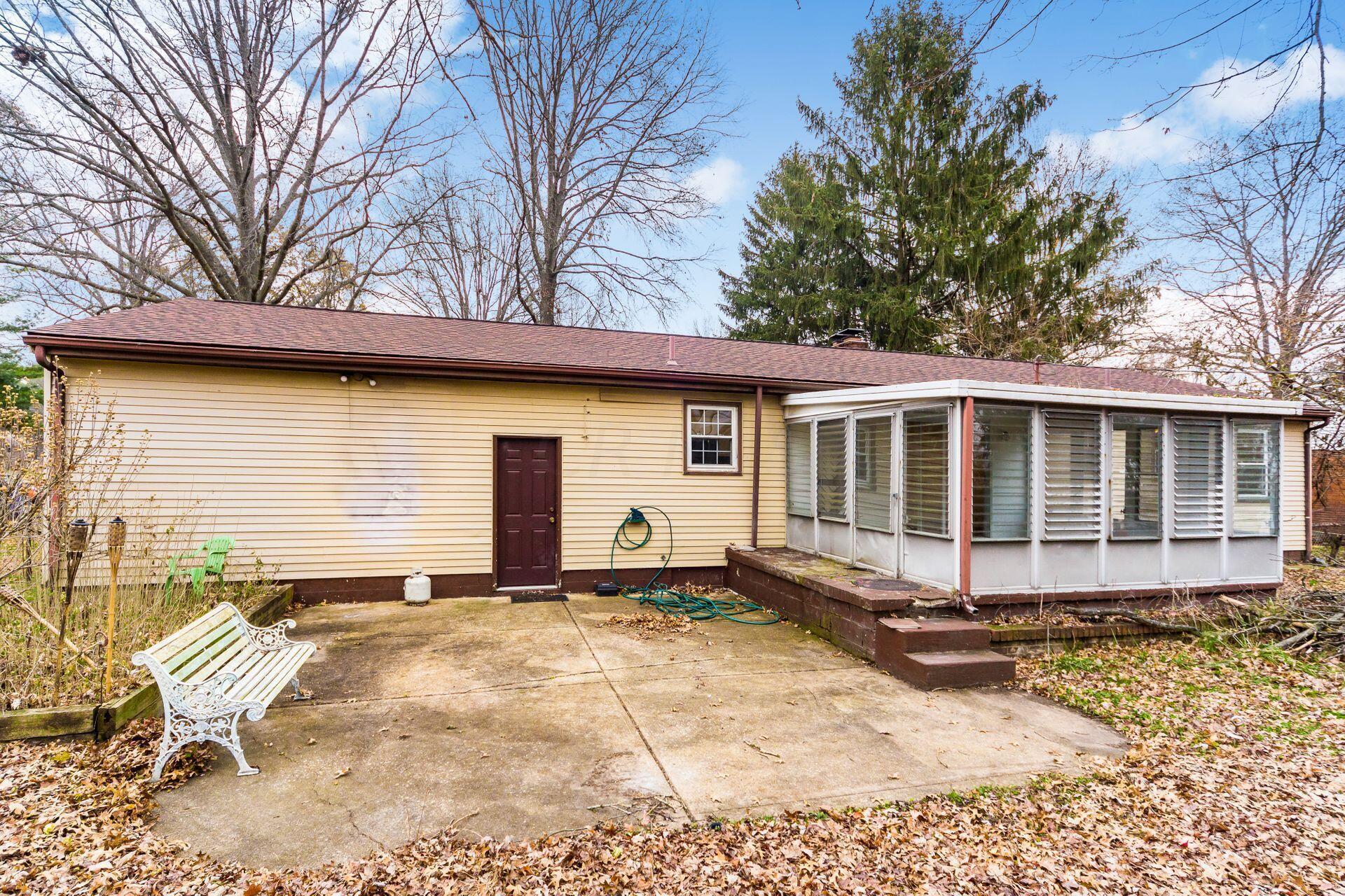 6750 Paul Road Westerville, OH 43082 - Photo 29 of 32 View of Patio and Porch
