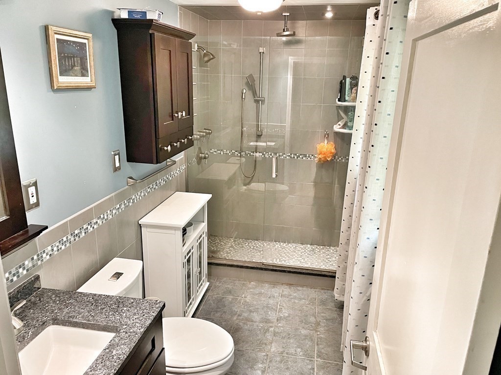 6 Larson Circle Burlington, MA 01803 - Photo 17 of 33