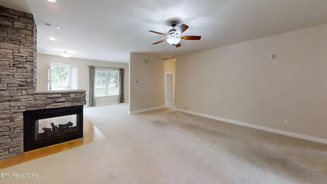 $475,000 | 1183 East Deer Creek Drive, Crossville, TN 38571