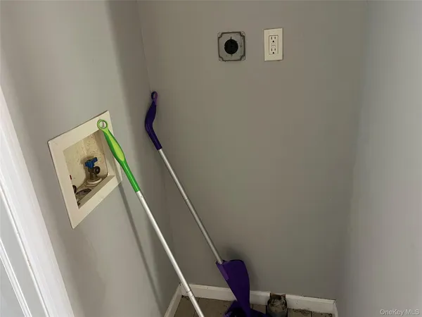 a view of entryway with stairs