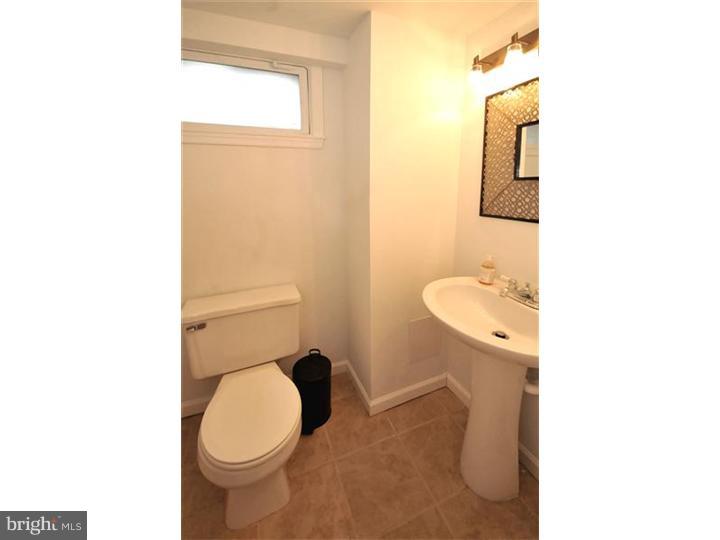 42 Johns Road Cheltenham, PA 19012 - Photo 20 of 24 Bathroom