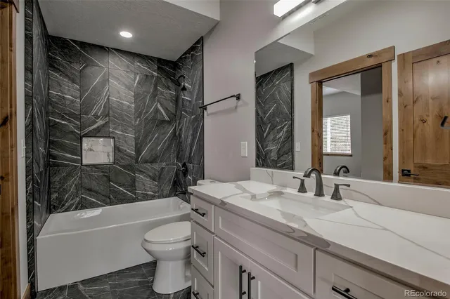 $925,000 | 48 Mt Elbert Road, Twin Lakes, CO 81251