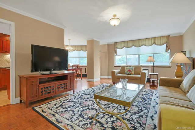 $475,000 | 1270 North Avenue, Unit 3A, New Rochelle, NY 10804