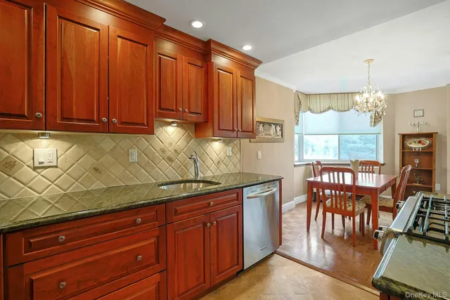 $475,000 | 1270 North Avenue, Unit 3A, New Rochelle, NY 10804