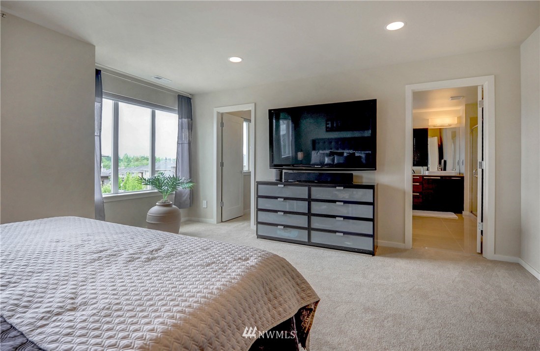 17129 42nd Drive Southeast Bothell, WA 98012 - Photo 13 of 25 Gallery Image 13