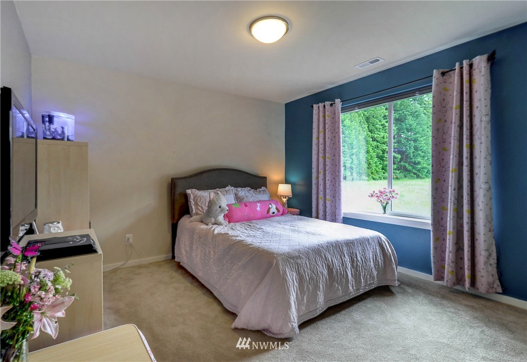 17129 42nd Drive Southeast Bothell, WA 98012 - Photo 18 of 25 Gallery Image 18