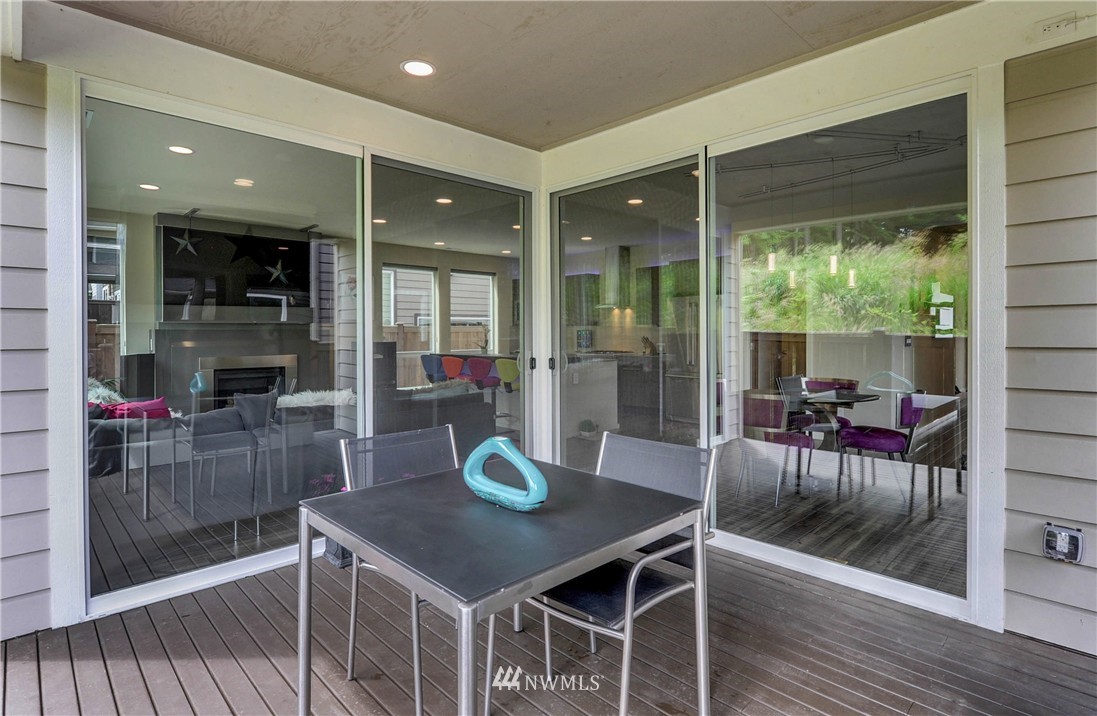 17129 42nd Drive Southeast Bothell, WA 98012 - Photo 10 of 25 Gallery Image 10