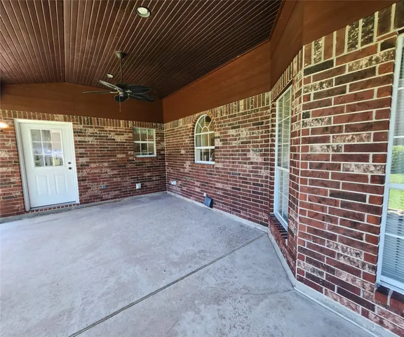 $519,900 | 104 April Wind Drive South, Conroe, TX 77356