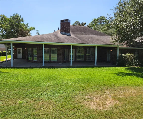 $519,900 | 104 April Wind Drive South, Conroe, TX 77356