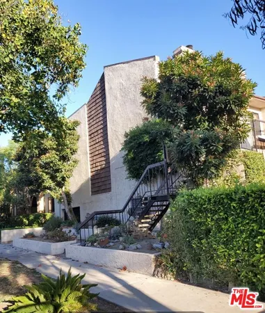 $625,000 | 4128 West Hood Avenue, Unit B, Burbank, CA 91505