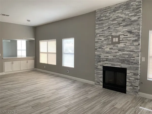 $1,995 | 7936 Nookfield Drive, Las Vegas, NV 89147