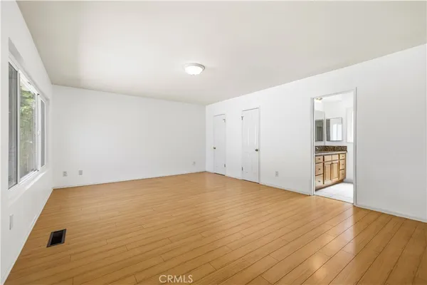 $1,370,000 | 9601 Creemore Place, Tujunga, CA 91042