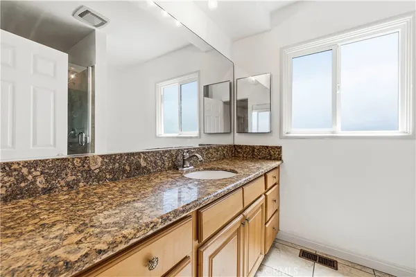 $1,370,000 | 9601 Creemore Place, Tujunga, CA 91042