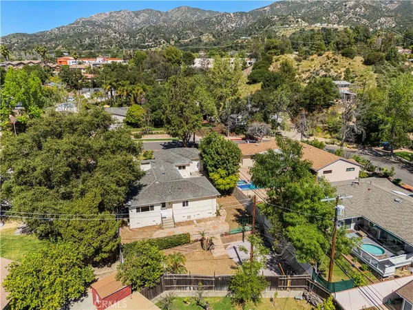 $1,370,000 | 9601 Creemore Place, Tujunga, CA 91042