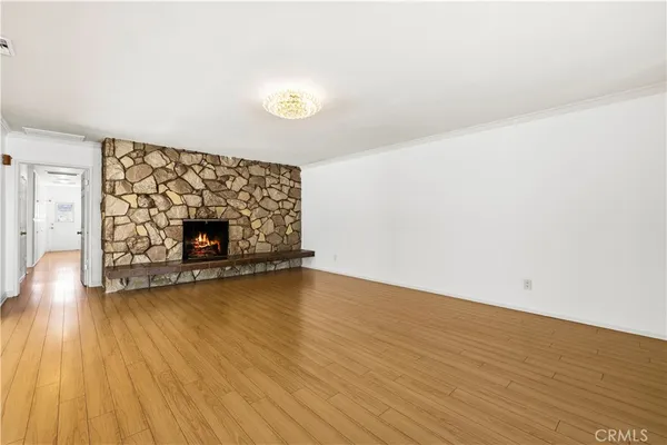 $1,370,000 | 9601 Creemore Place, Tujunga, CA 91042