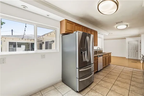 $1,370,000 | 9601 Creemore Place, Tujunga, CA 91042