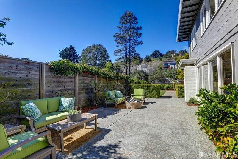 219 Ricardo Road Mill Valley, CA 94941 - Photo 24 of 31 Side yard with expansive patio.