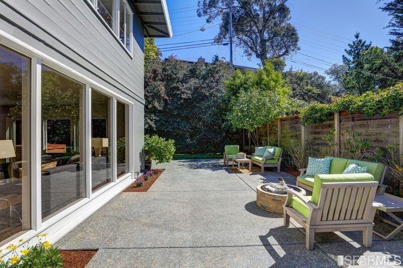 219 Ricardo Road Mill Valley, CA 94941 - Photo 25 of 31 Side yard, view perspective is from the front of the property.