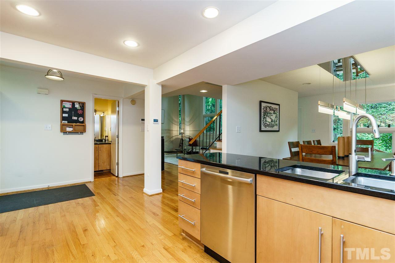 3606 Swann Street Raleigh, NC 27612 - Photo 11 of 25 Gallery Image 11
