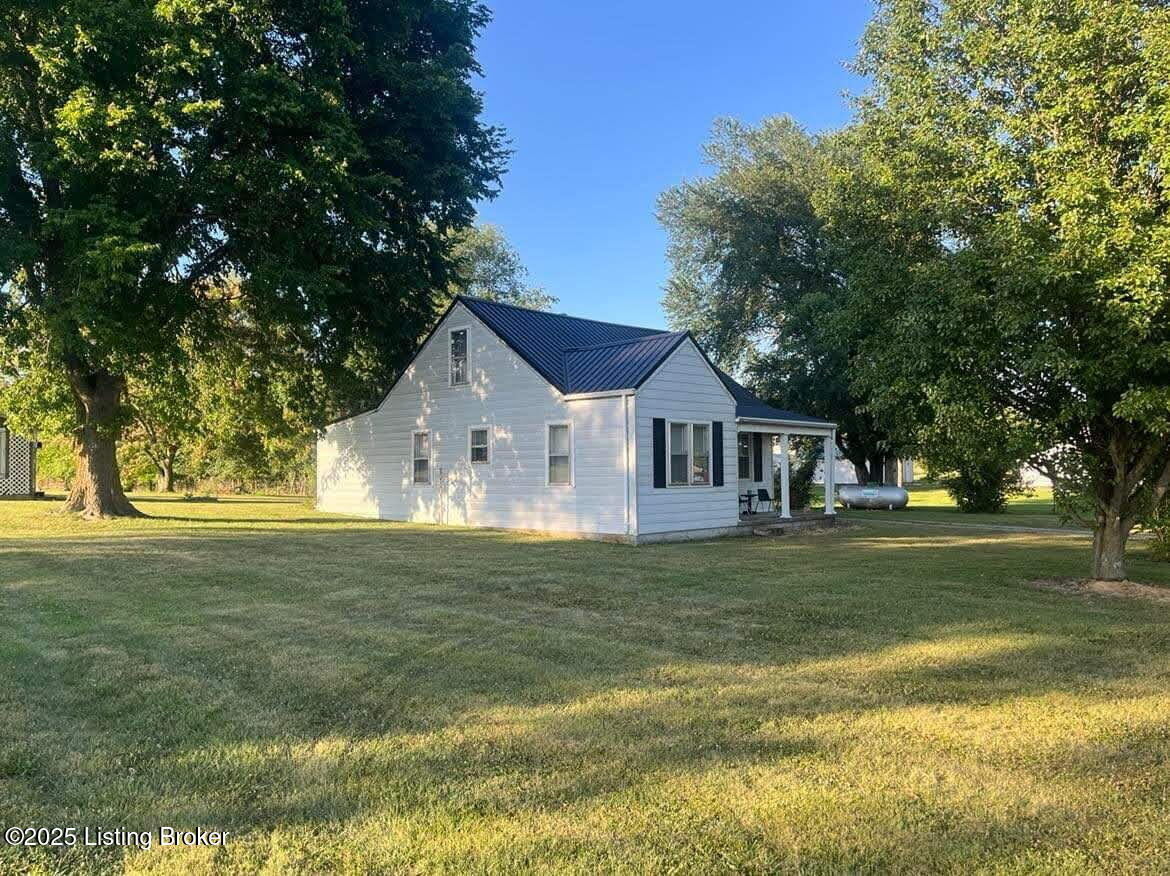 3094 New Hope Road New Haven, KY 40051 - Photo 3 of 12 3 - Front - 3094 New Hope Rd