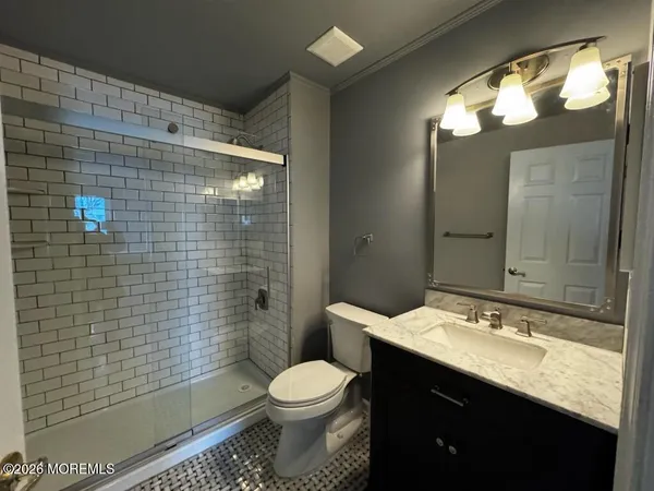 $3,000 | 9 Des Moines Court, Tinton Falls, NJ 07712