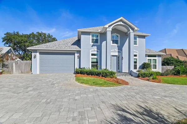 $1,470,000 | 138 Country Club Drive West, Destin, FL 32541