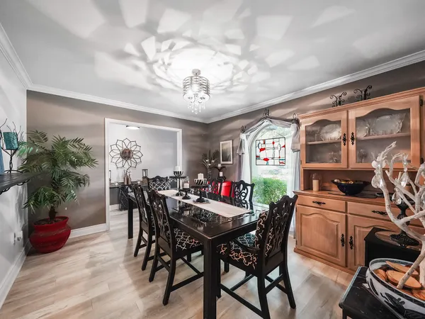 $366,900 | 14014 Locke Lane, Houston, TX 77077