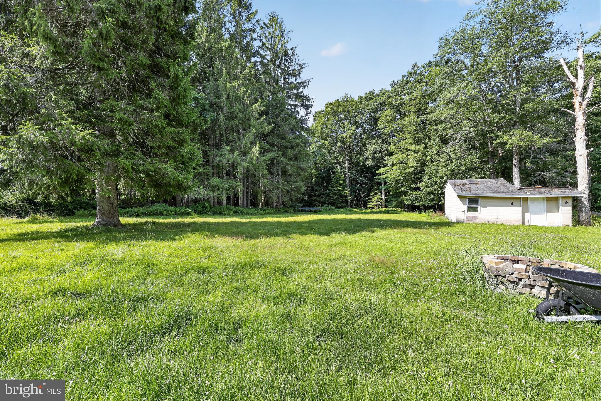 2882 Locust Ridge Road Pocono Lake, PA 18347 - Photo 12 of 45