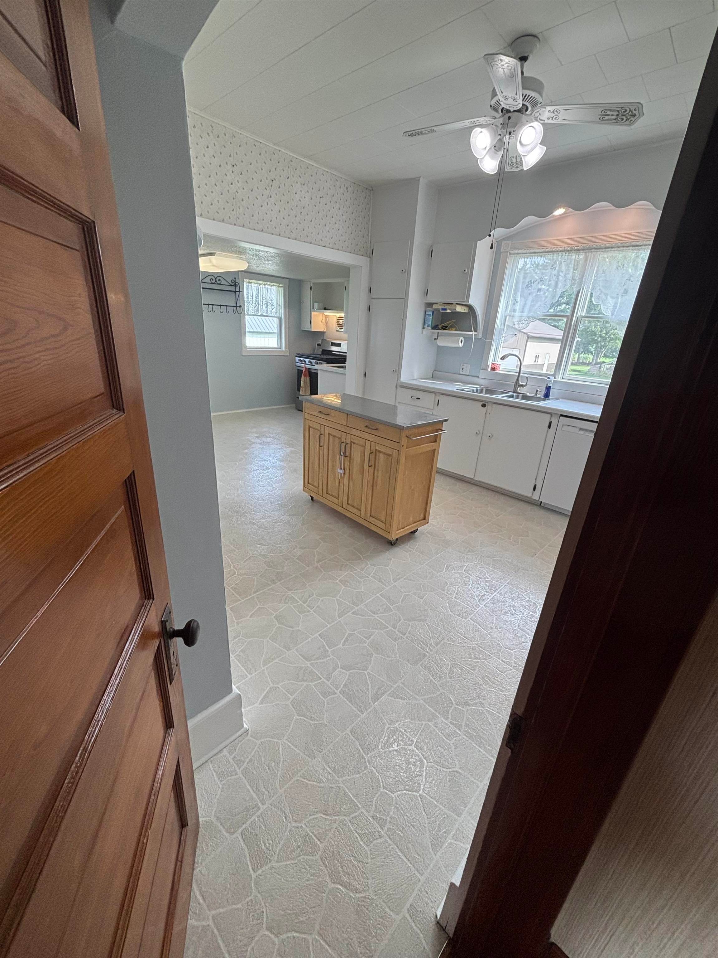 210 Commerce Street Rewey, WI 53580 - Photo 29 of 62 Gallery Image 29
