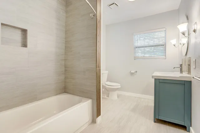 $985 | 3345 Reeves Street, Unit A, Houston, TX 77004