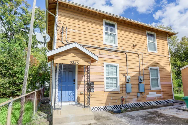 $985 | 3345 Reeves Street, Unit A, Houston, TX 77004
