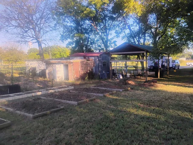 $143,200 | 510 Us Business Highway, Avery, TX 75554