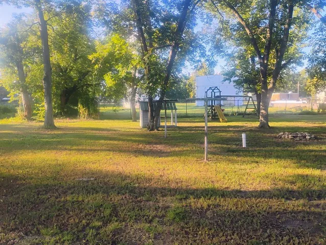 $143,200 | 510 Us Business Highway, Avery, TX 75554