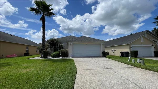 $2,050 | 1327 Casterton Circle, Davenport, FL 33897