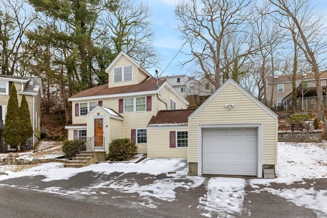 $555,000 | 66 Springdale Avenue, Saugus, MA 01906