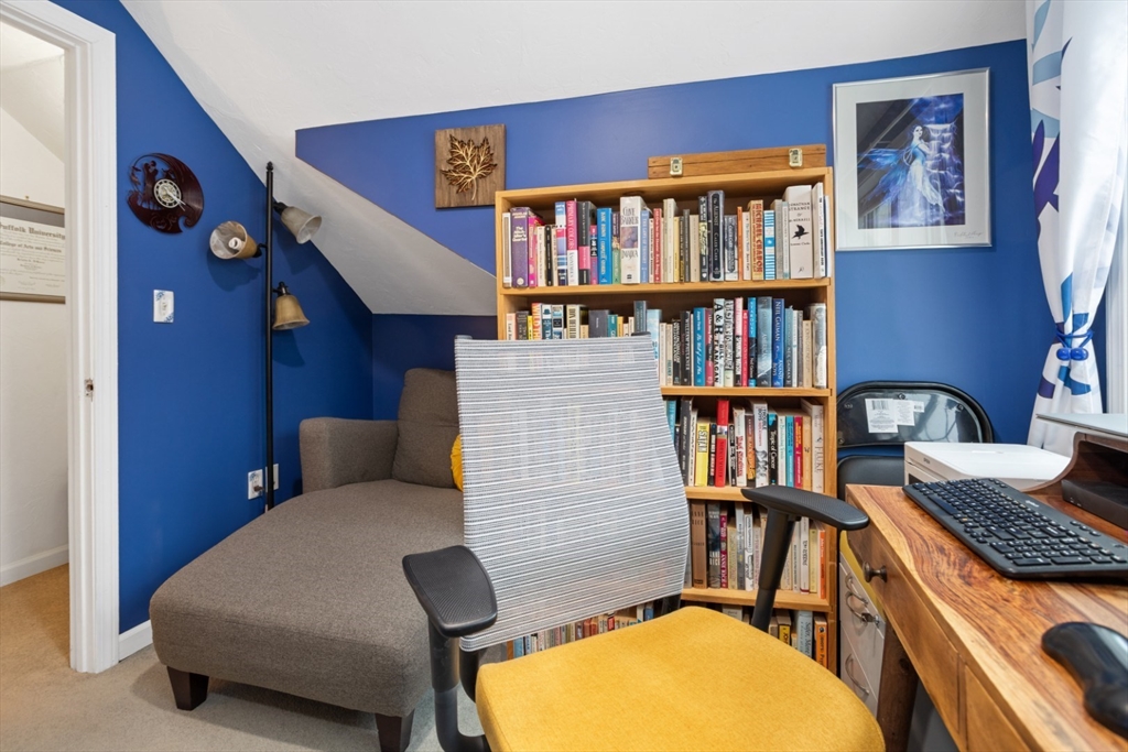 66 Springdale Avenue Saugus, MA 01906 - Photo 23 of 40