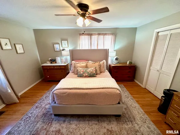 $140,000 | 1 Sunset Drive, Jacksonville, IL 62650