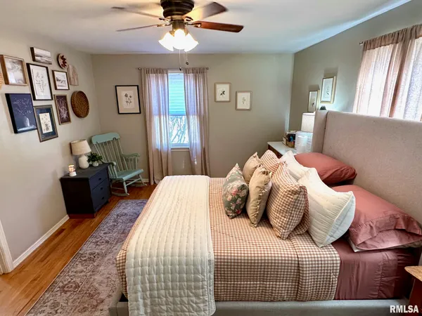 $140,000 | 1 Sunset Drive, Jacksonville, IL 62650