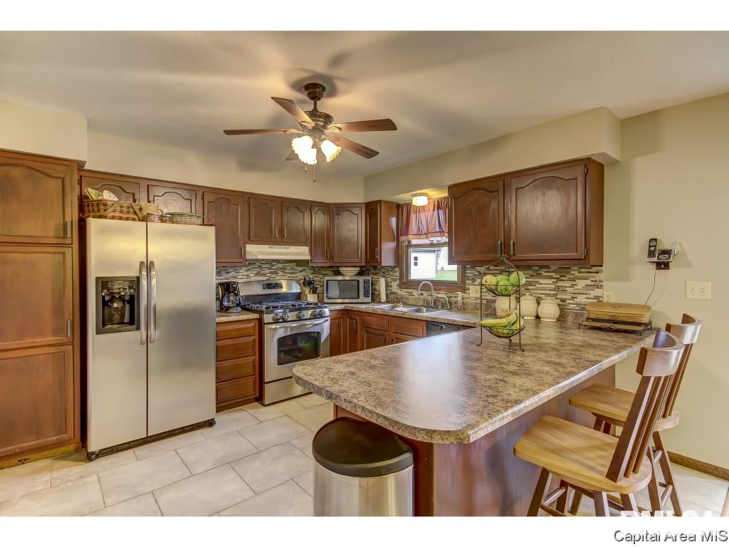 36 Antoinette Road Auburn, IL 62615 - Photo 5 of 28